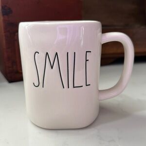 Rae Dunn Smile Mug